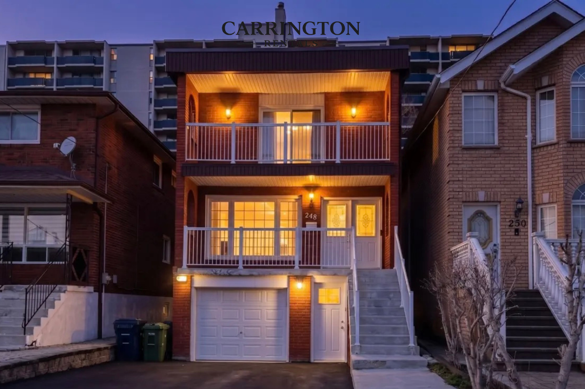 Elegant Detached Residence for Lease in Danforth Village–East York | 4+2 Bed • 4 Bath