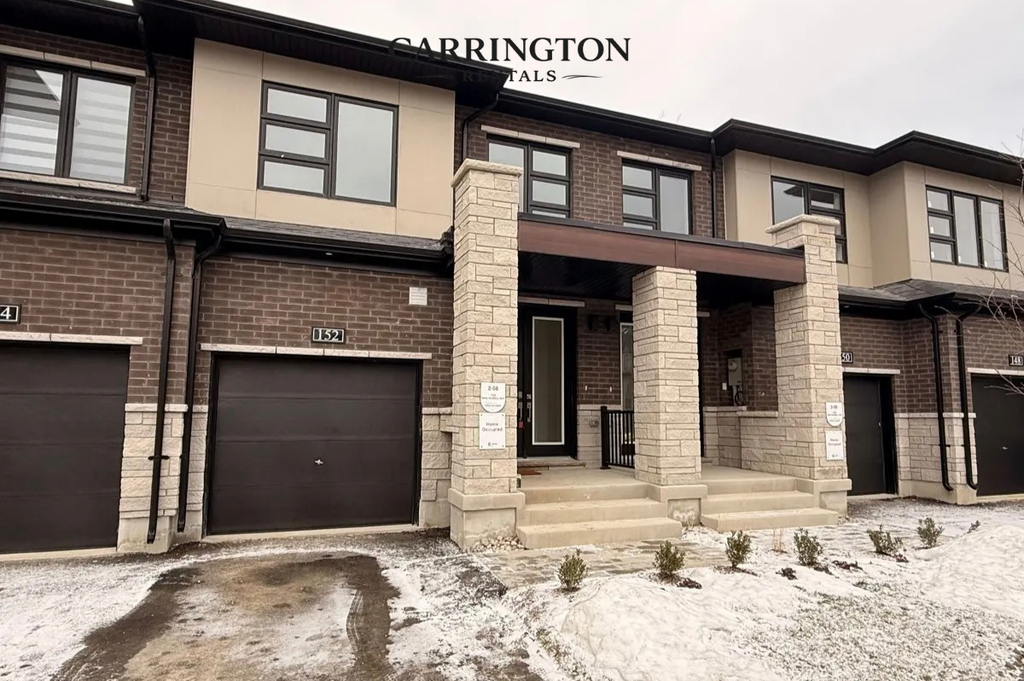 Elegant Townhouse for Lease in Markham | 3 Bed • 3 Bath