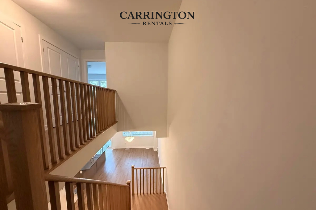 Elegant Townhouse for Lease in Markham | 3 Bed • 3 Bath