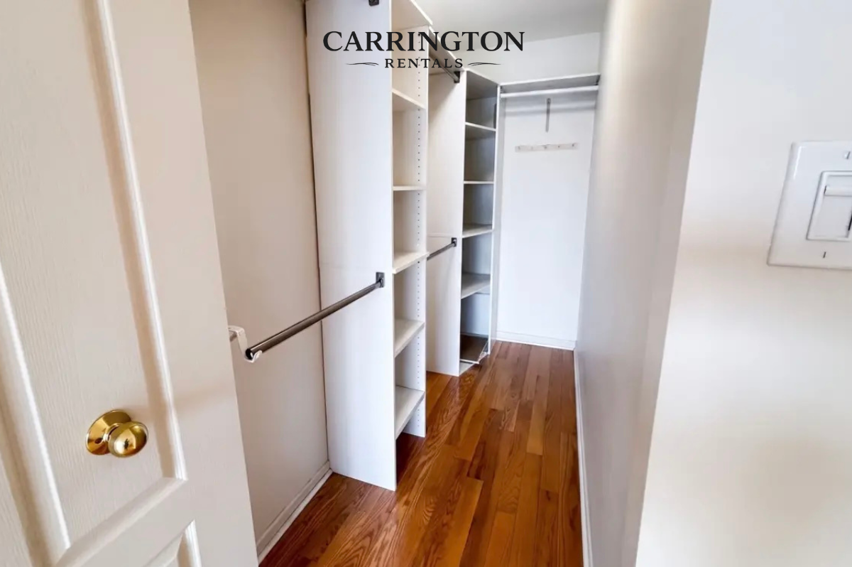 Elegant Detached Residence for Lease in Danforth Village–East York | 4+2 Bed • 4 Bath