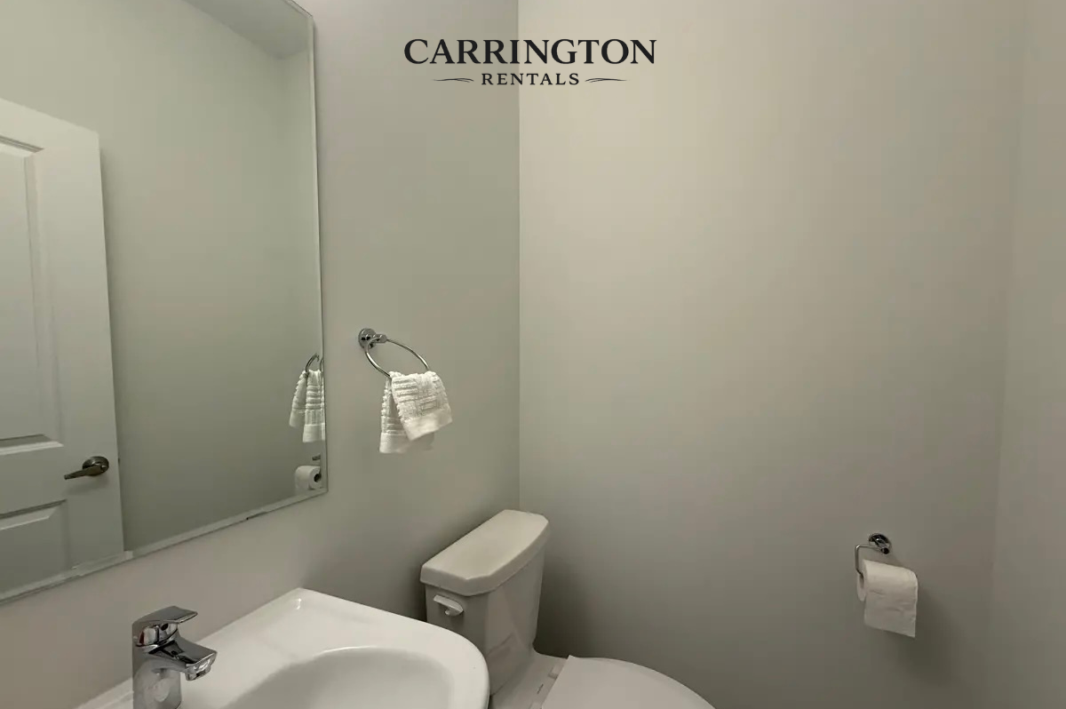 Elegant Townhouse for Lease in Markham | 3 Bed • 3 Bath