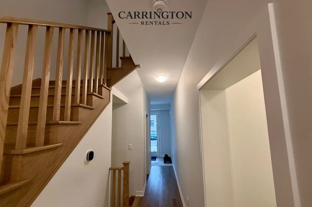 Elegant Townhouse for Lease in Markham | 3 Bed • 3 Bath