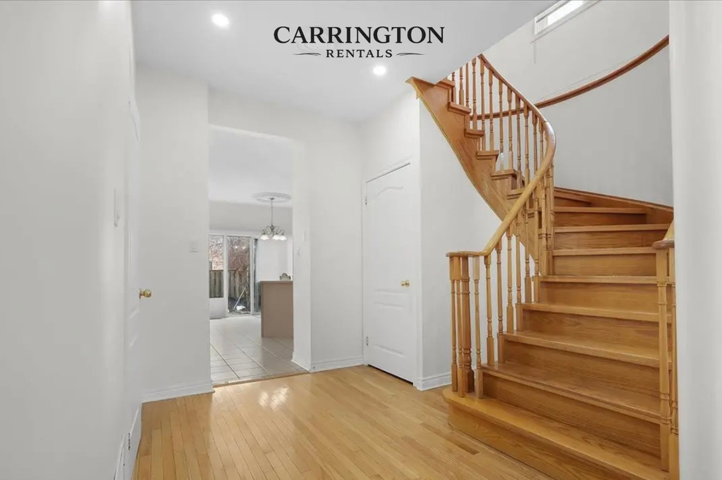 Elegant Detached Home for Lease in Markham | 4 Bed • 3 Bath