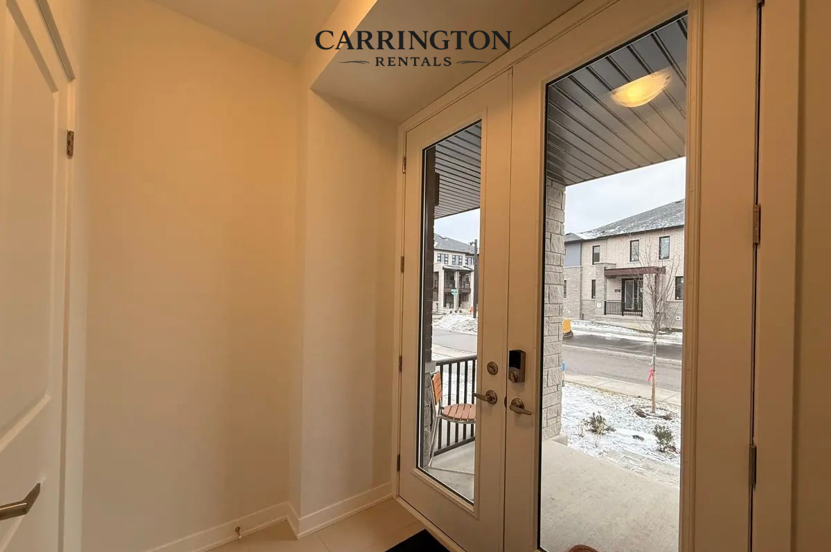 Elegant Townhouse for Lease in Markham | 3 Bed • 3 Bath