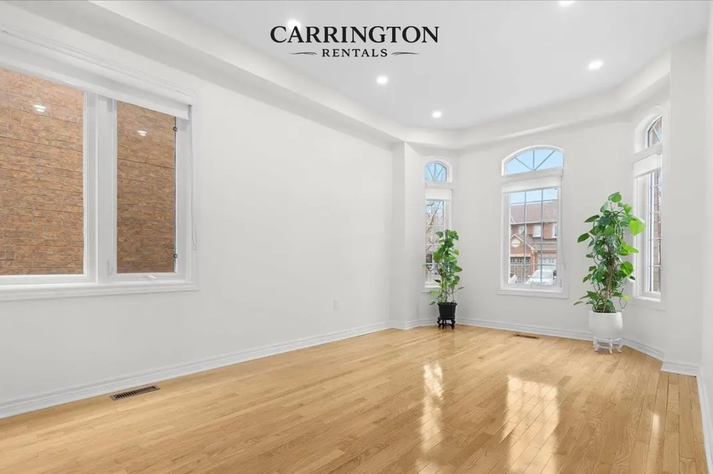 Elegant Detached Home for Lease in Markham | 4 Bed • 3 Bath